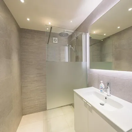 With Frontal Sea View, Cleaning Included *