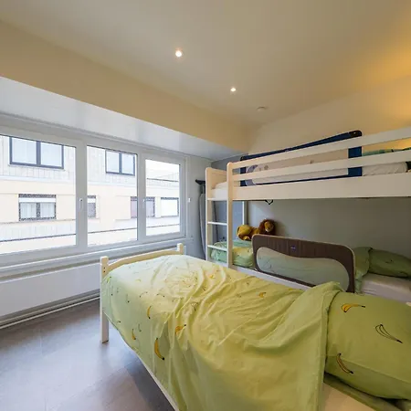 With Frontal Sea View, Cleaning Included Westende
