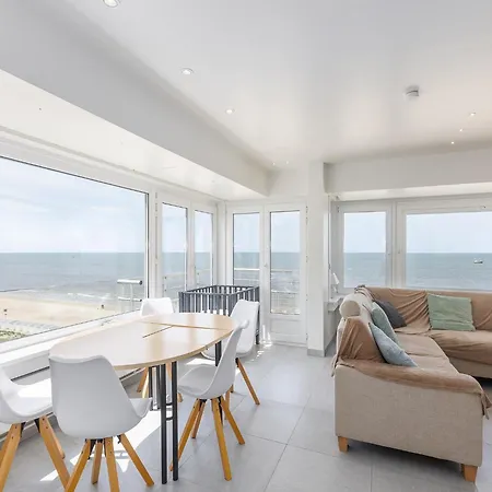 With Frontal Sea View, Cleaning Included