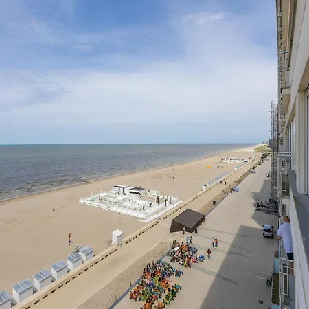 Hotell With Frontal Sea View, Cleaning Included *